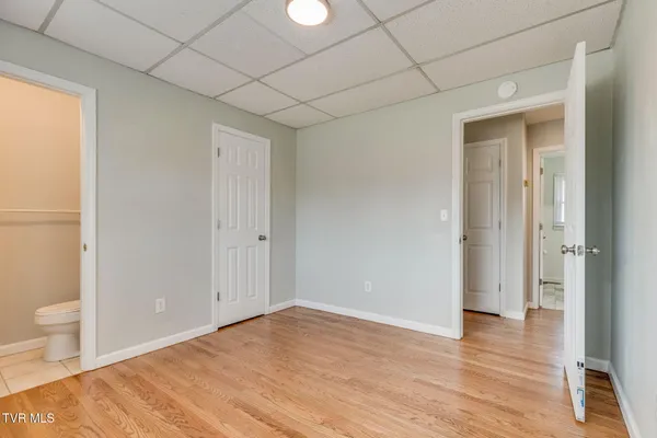 $2,000 | 606 Pine Ridge Road, Unit 4, Johnson City, TN 37601