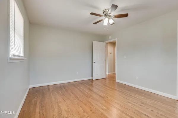 $2,000 | 606 Pine Ridge Road, Unit 4, Johnson City, TN 37601