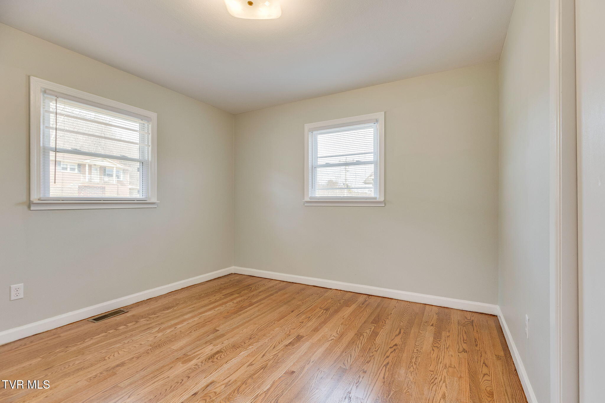 606 Pine Ridge Road, Unit 4 Johnson City, TN 37601 - Photo 19 of 25 019