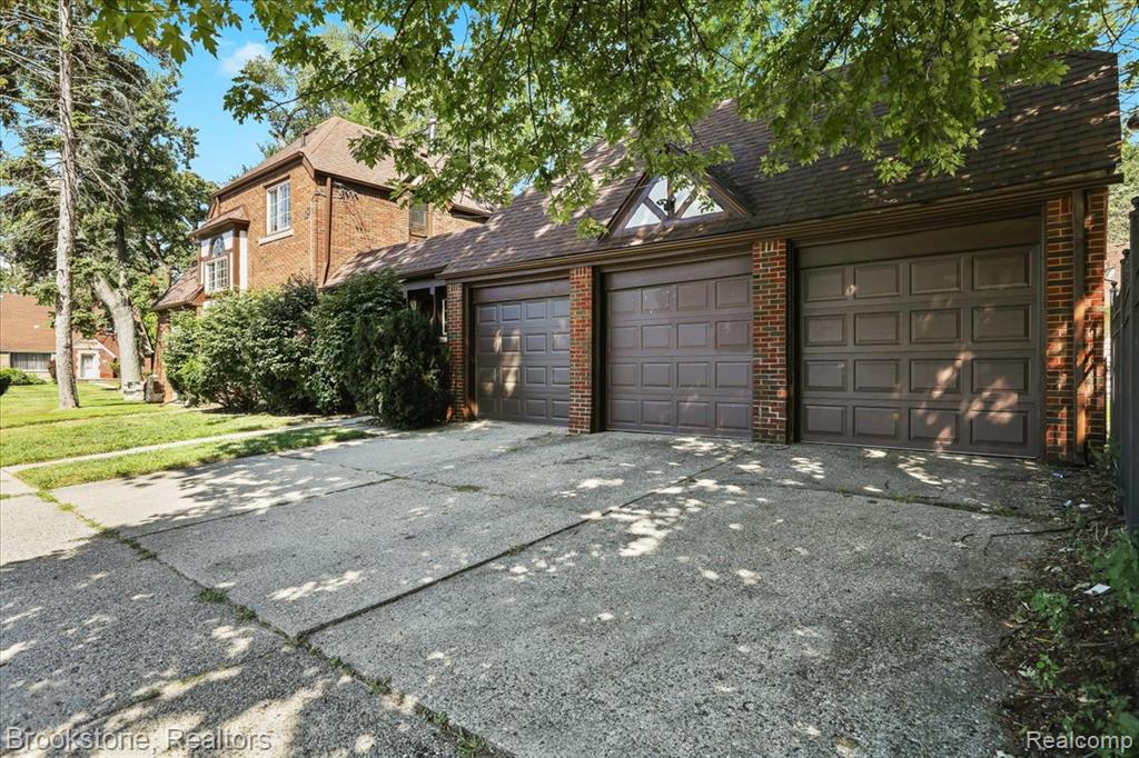 14500 Rutland Street Detroit, MI 48227 - Photo 4 of 27