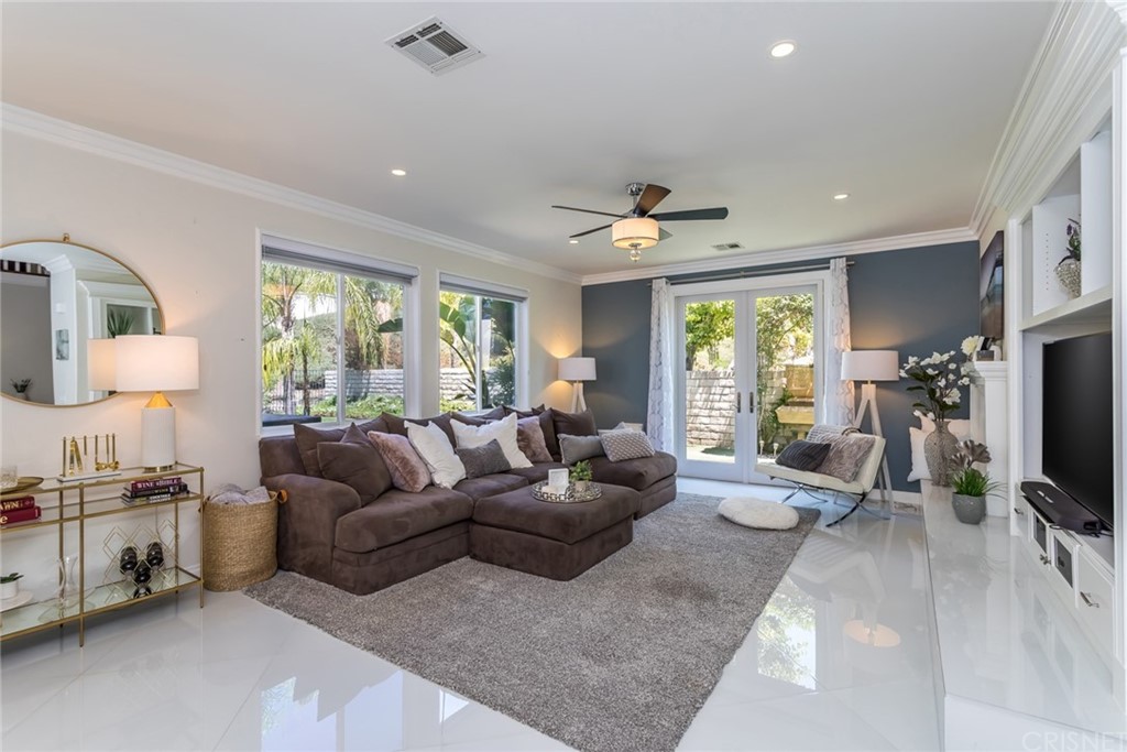 25521 Durant Place Stevenson Ranch, CA 91381 - Photo 11 of 74