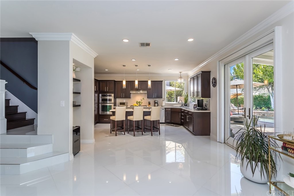 25521 Durant Place Stevenson Ranch, CA 91381 - Photo 14 of 74