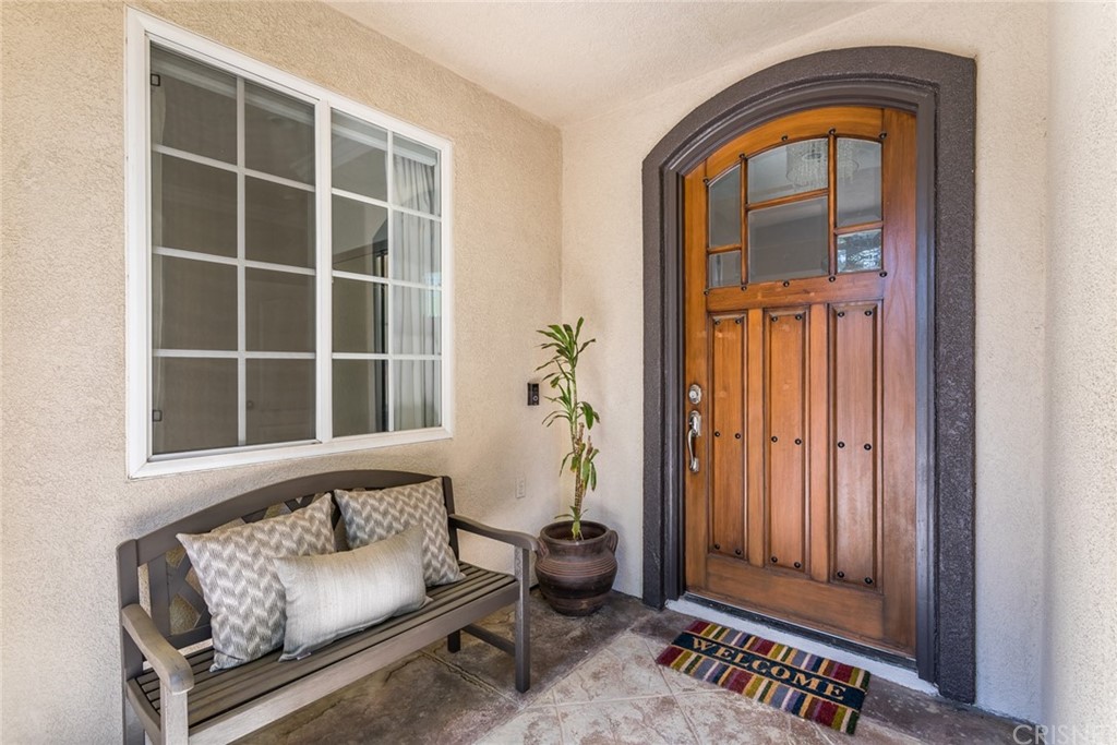 25521 Durant Place Stevenson Ranch, CA 91381 - Photo 5 of 74