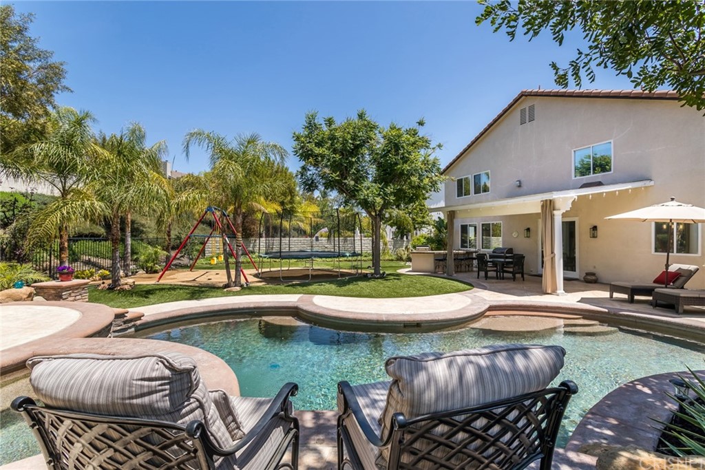 25521 Durant Place Stevenson Ranch, CA 91381 - Photo 49 of 74