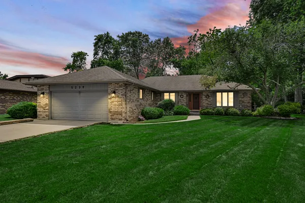 $350,000 | 5239 Laramie Court, Oak Forest, IL 60452