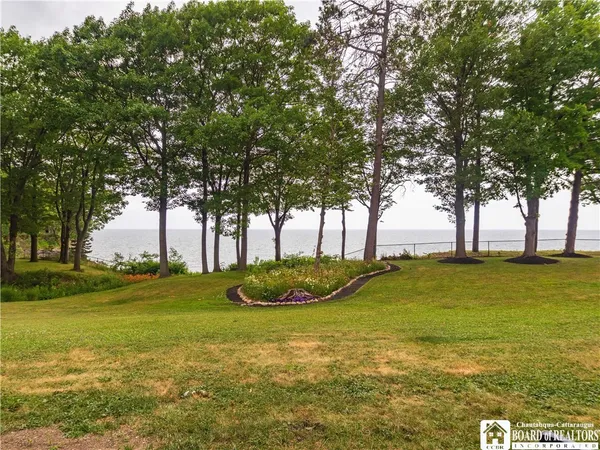 $249,900 | 1203 Edgewater Drive, Unit 3, Westfield, NY 14787