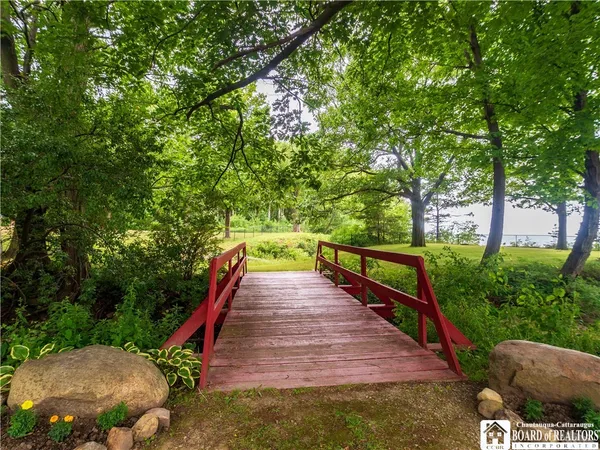 $249,900 | 1203 Edgewater Drive, Unit 3, Westfield, NY 14787