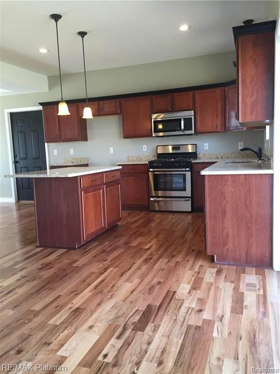 6225 Miller Road Fowlerville, MI 48836 - Photo 4 of 18