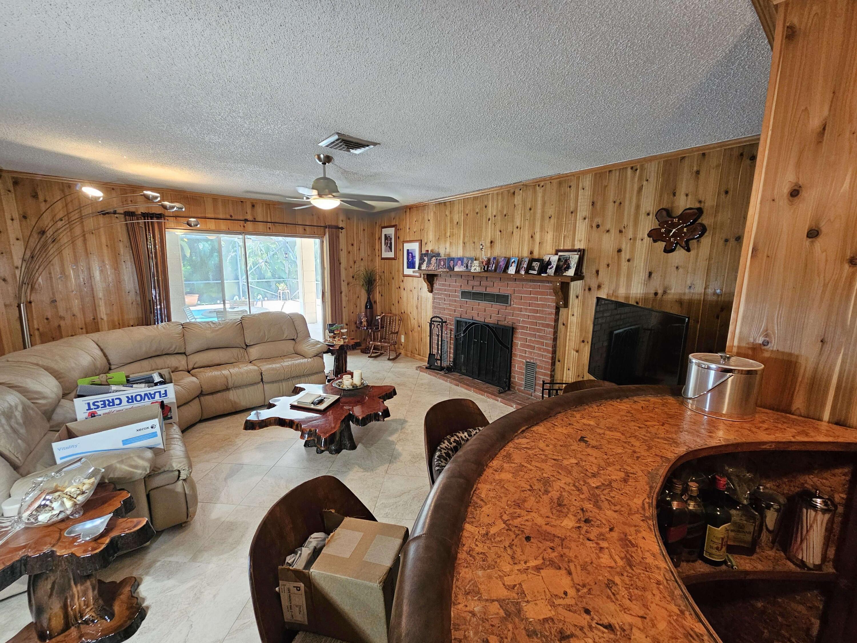 11500 Southwest 3rd Street Plantation, FL 33325 - Photo 8 of 17 HUGO FAM.RM FIREPLACE JOANNS