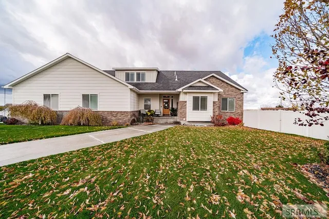 $1,250,000 | 6369 East Tower Castle Loop, Ammon, ID 83406