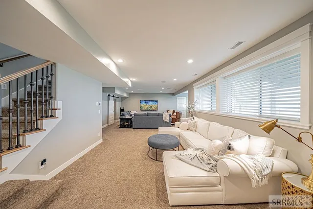 $1,250,000 | 6369 East Tower Castle Loop, Ammon, ID 83406