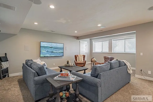 $1,250,000 | 6369 East Tower Castle Loop, Ammon, ID 83406