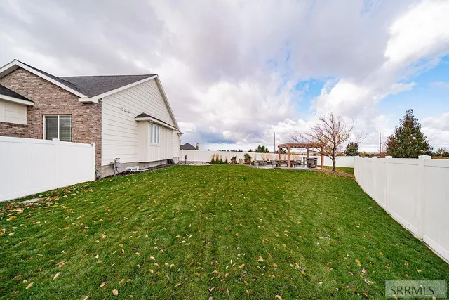 $1,250,000 | 6369 East Tower Castle Loop, Ammon, ID 83406