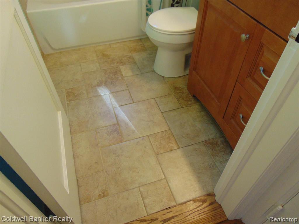 417 Roth Boulevard Clawson, MI 48017 - Photo 15 of 23