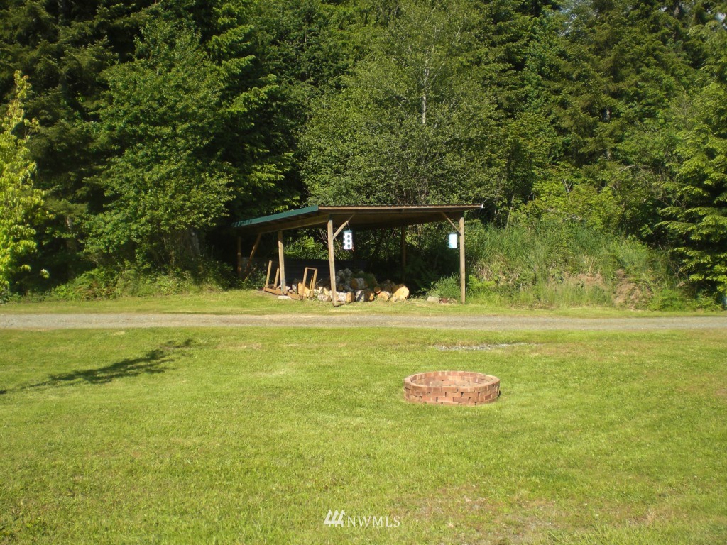 212 Hokanson Road Elma, WA 98541 - Photo 5 of 13 Gallery Image 5