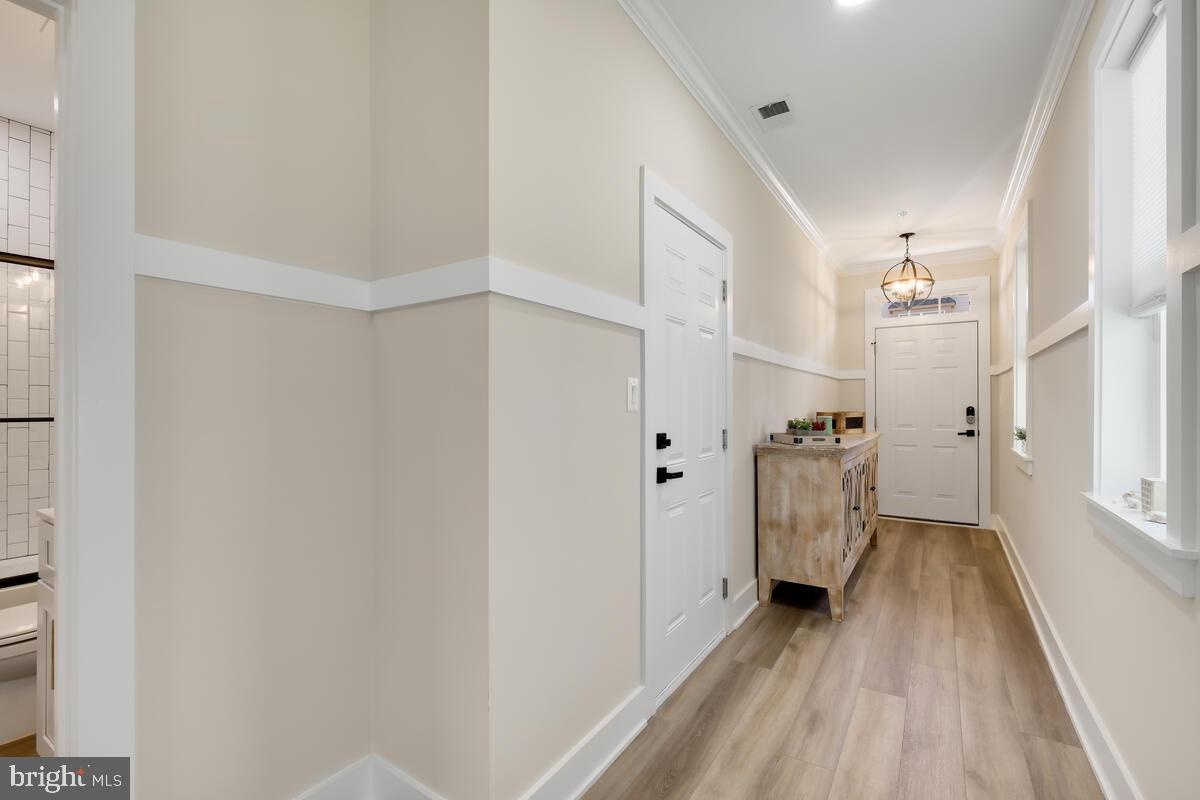 3505 Landing Way Silver Spring, MD 20906 - Photo 8 of 35 Entry Way