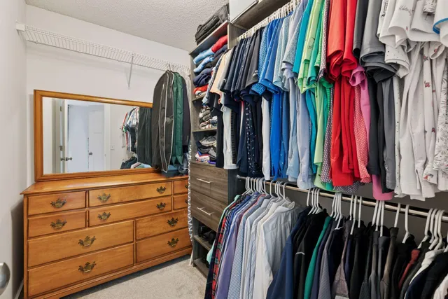 $399,999 | 1536 Stonewood Lane, Eagan, MN 55122