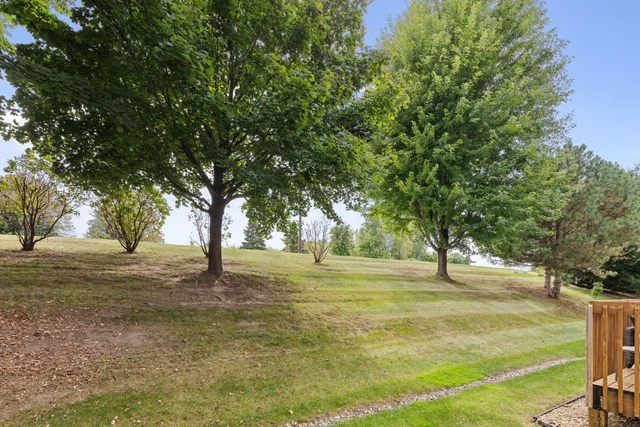 $399,999 | 1536 Stonewood Lane, Eagan, MN 55122