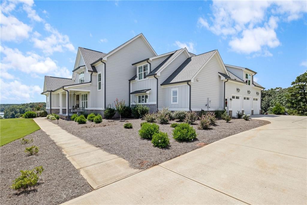 815 North Hampton Way Monroe, GA 30656 - Photo 3 of 89