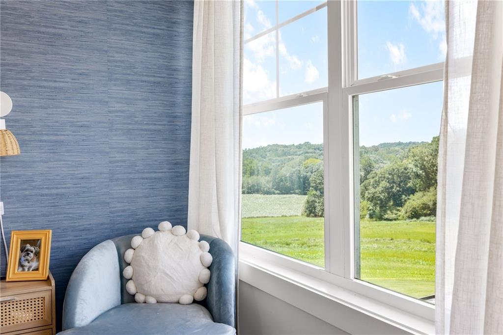 815 North Hampton Way Monroe, GA 30656 - Photo 43 of 89 a living room with furniture and a window