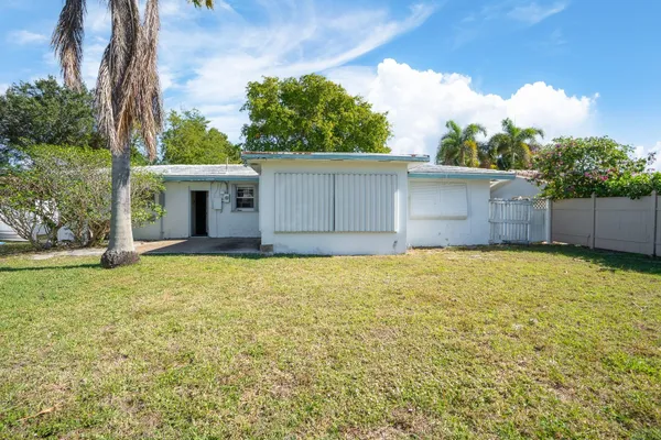 $585,000 | 1941 Northeast 28th Avenue, Pompano Beach, FL 33062