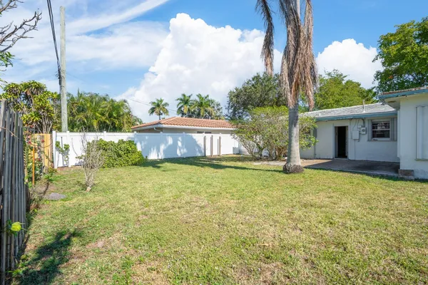 $585,000 | 1941 Northeast 28th Avenue, Pompano Beach, FL 33062