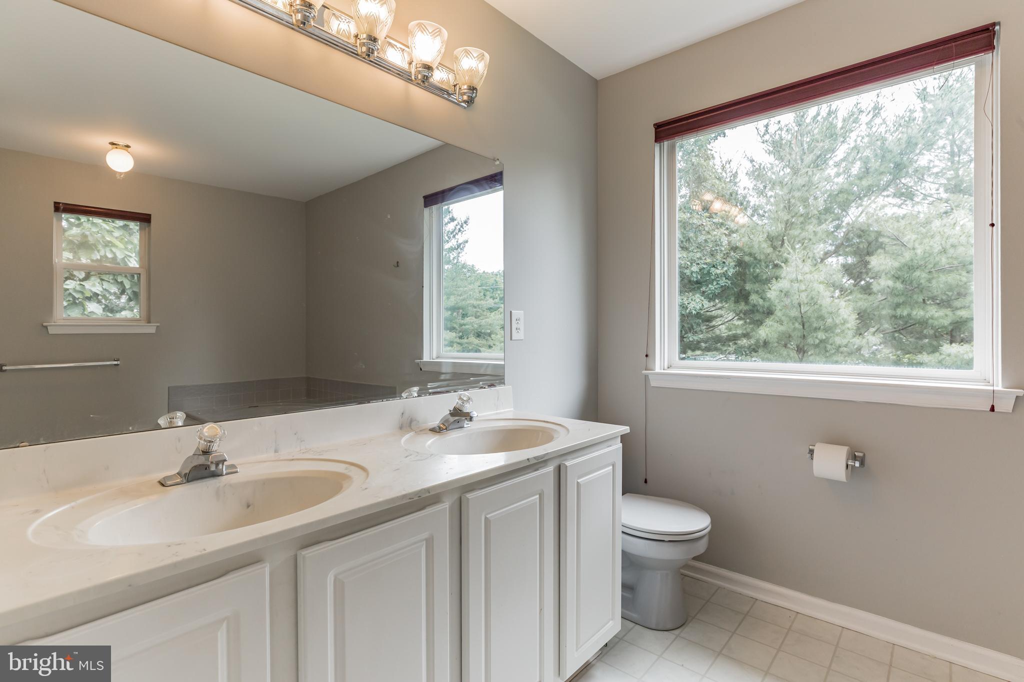 34 Cross Hill Road Sicklerville, NJ 08081 - Photo 23 of 32