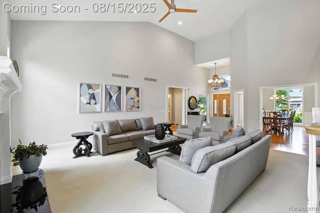 4611 Dunbar Court Rochester, MI 48306 - Photo 7 of 41 Gallery Image 7