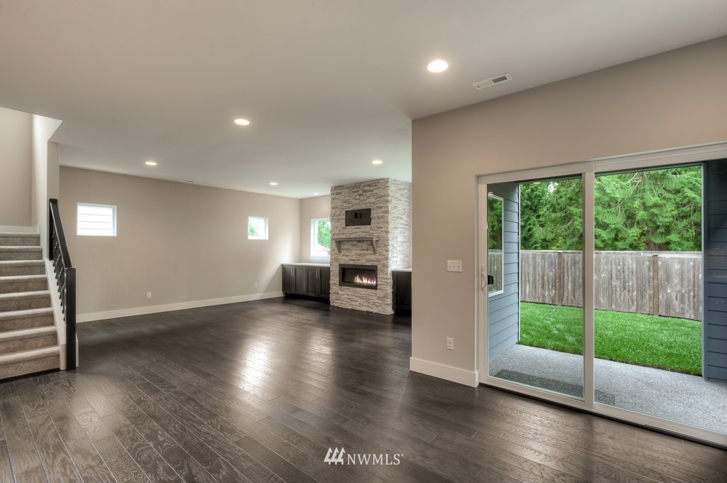 4406 215th Place Southeast, Unit CT 18 Bothell, WA 98021 - Photo 3 of 16 Gallery Image 3