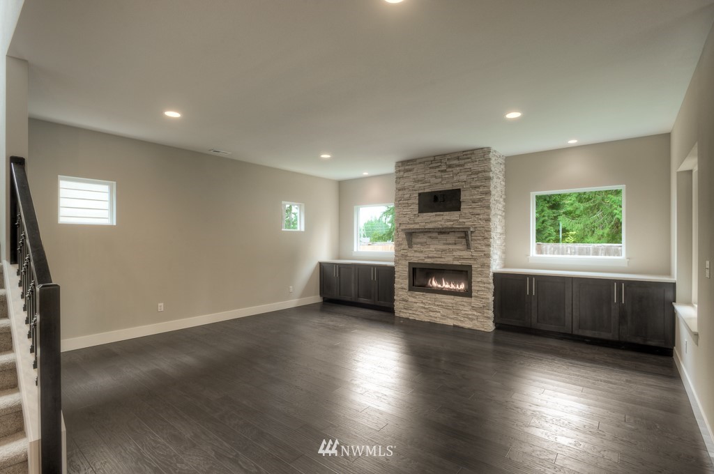 4406 215th Place Southeast, Unit CT 18 Bothell, WA 98021 - Photo 4 of 16 Gallery Image 4