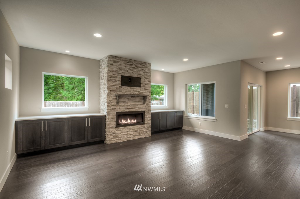 4406 215th Place Southeast, Unit CT 18 Bothell, WA 98021 - Photo 5 of 16 Gallery Image 5