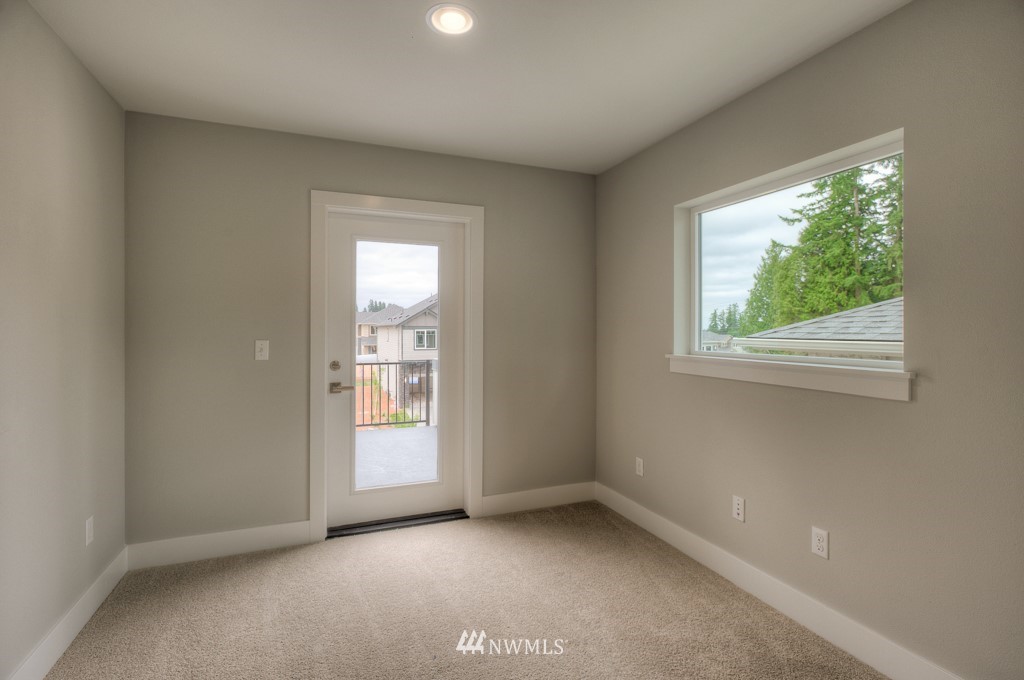 4406 215th Place Southeast, Unit CT 18 Bothell, WA 98021 - Photo 7 of 16 Gallery Image 7
