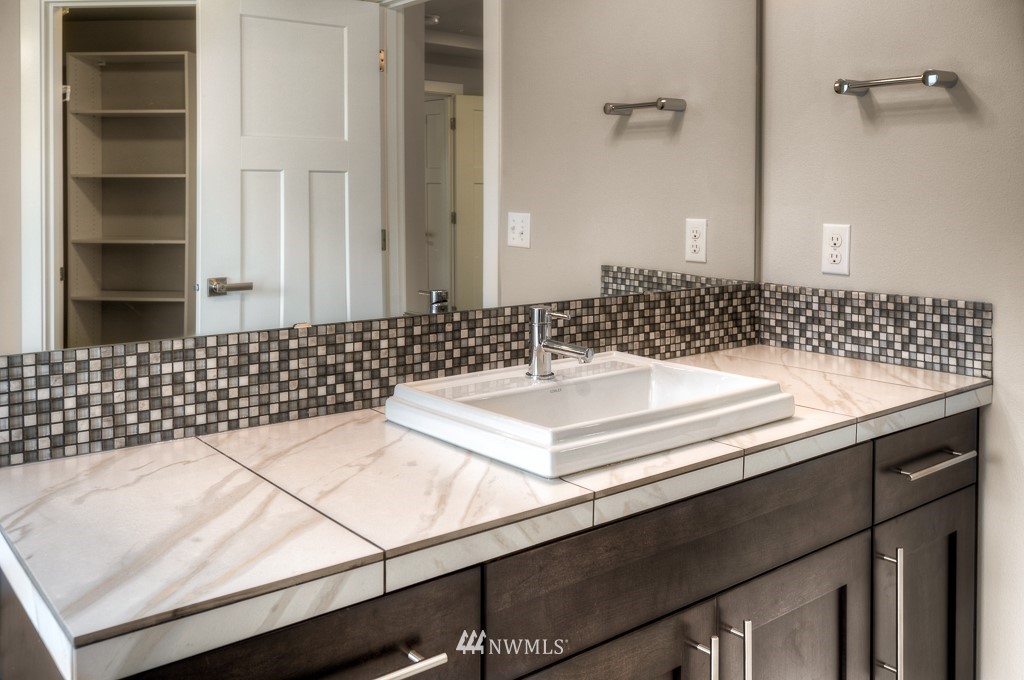 4406 215th Place Southeast, Unit CT 18 Bothell, WA 98021 - Photo 10 of 16 Gallery Image 10