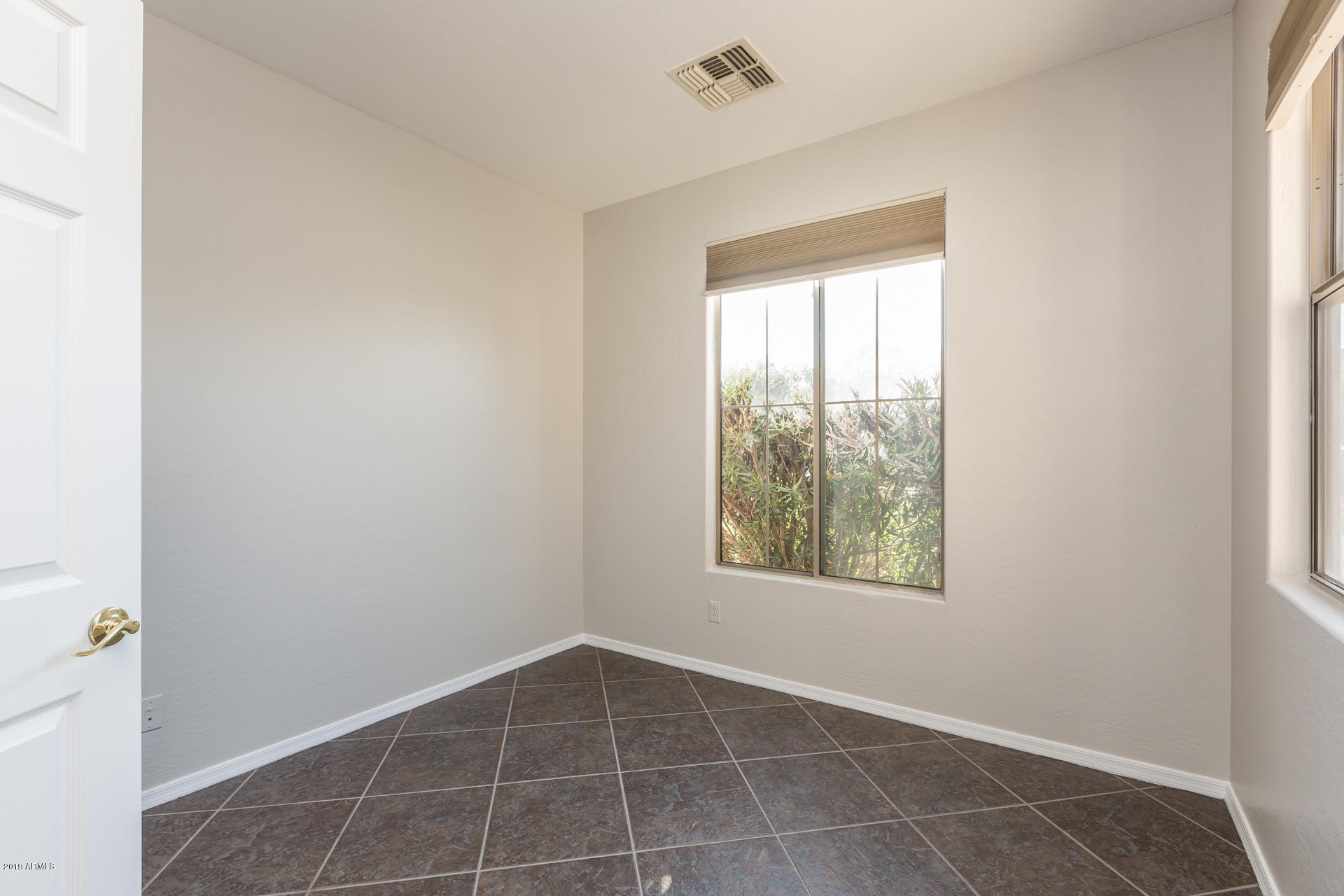 6219 South Martingale Road Gilbert, AZ 85298 - Photo 19 of 34 20) BED 4 DOWN