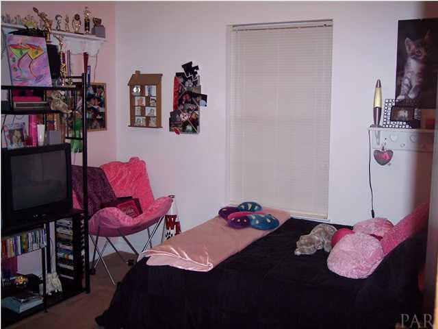 3005 Northwest Junction Road Cantonment, FL 32533 - Photo 4 of 11 3rd bedroom