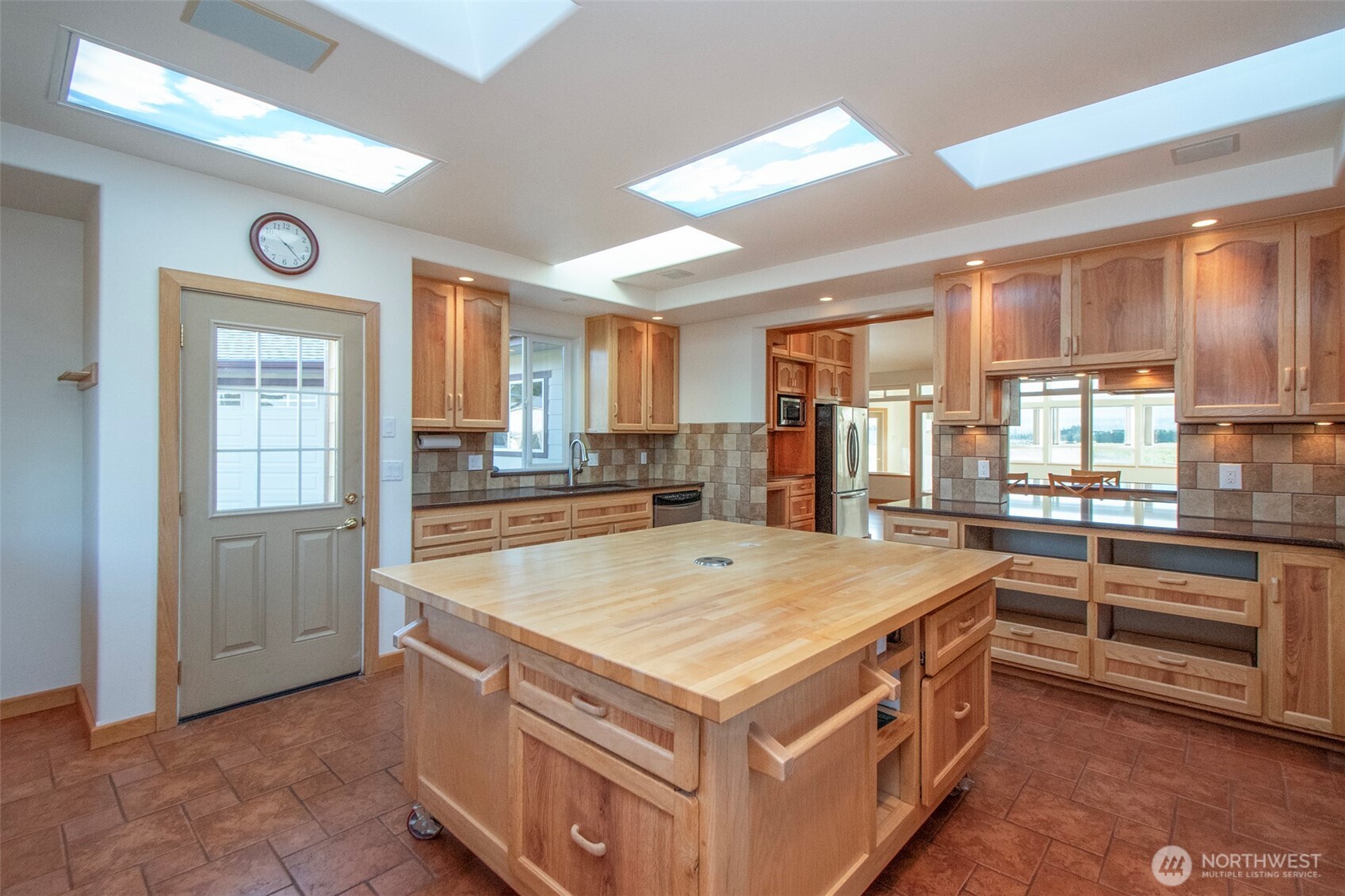 1132 Woodcock Road Sequim, WA 98382 - Photo 18 of 40