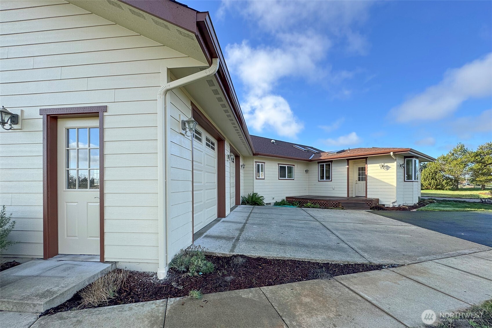 1132 Woodcock Road Sequim, WA 98382 - Photo 33 of 40