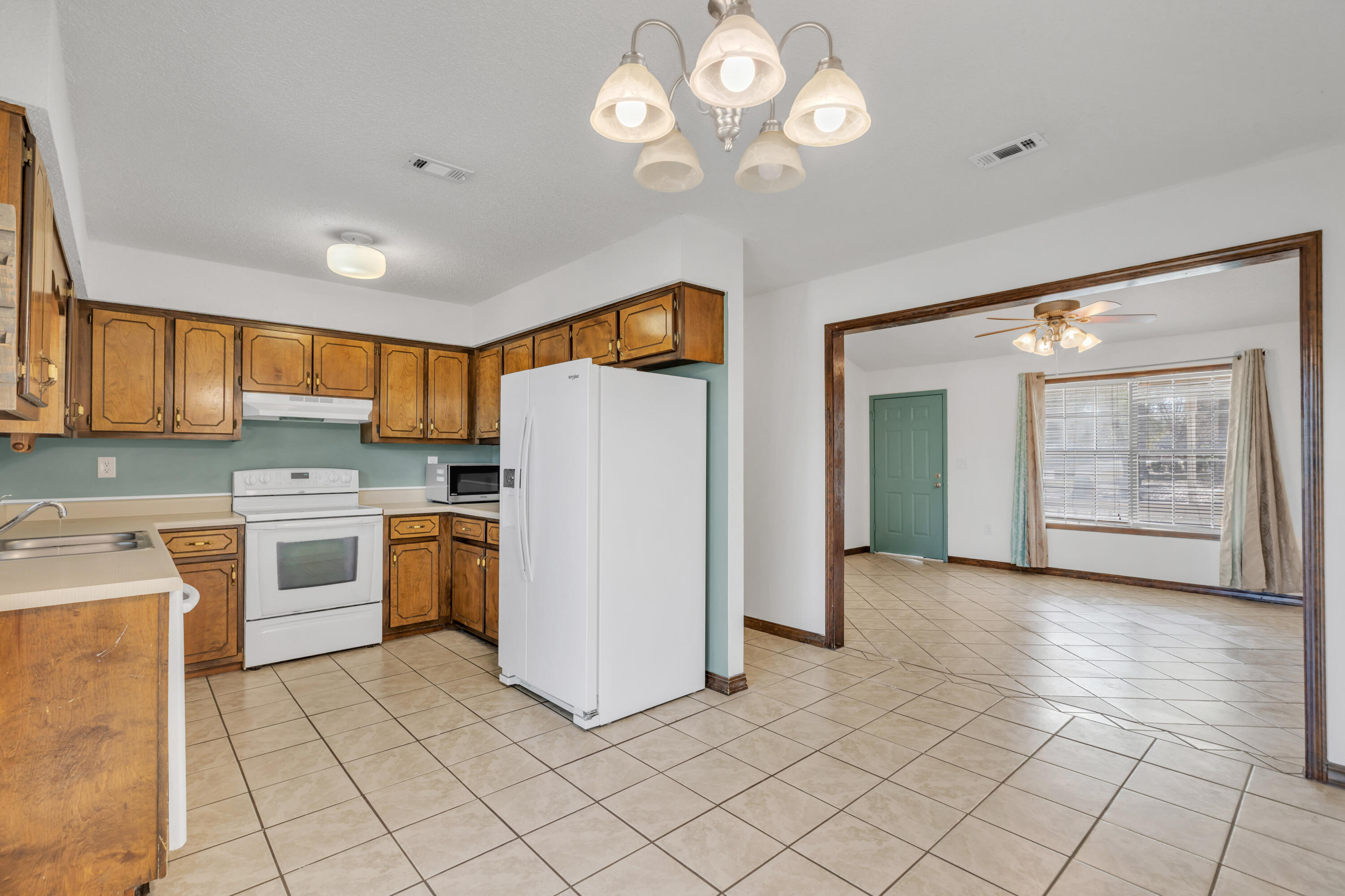 123 Beacons Bend Road Crestview, FL 32536 - Photo 13 of 37 147A7740