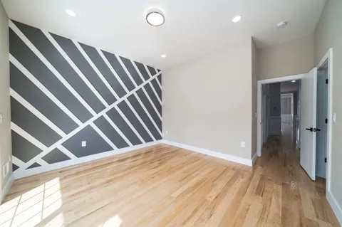 $5,150 | 159 Hopkins Avenue, Unit 1, Jersey City, NJ 07306
