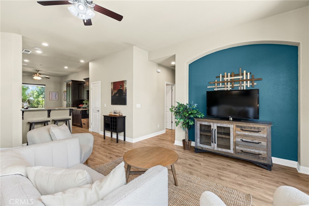 2970 East Eaton Road Chico, CA 95973 - Photo 5 of 25 Living room 4 _2970 Eaton Rd.