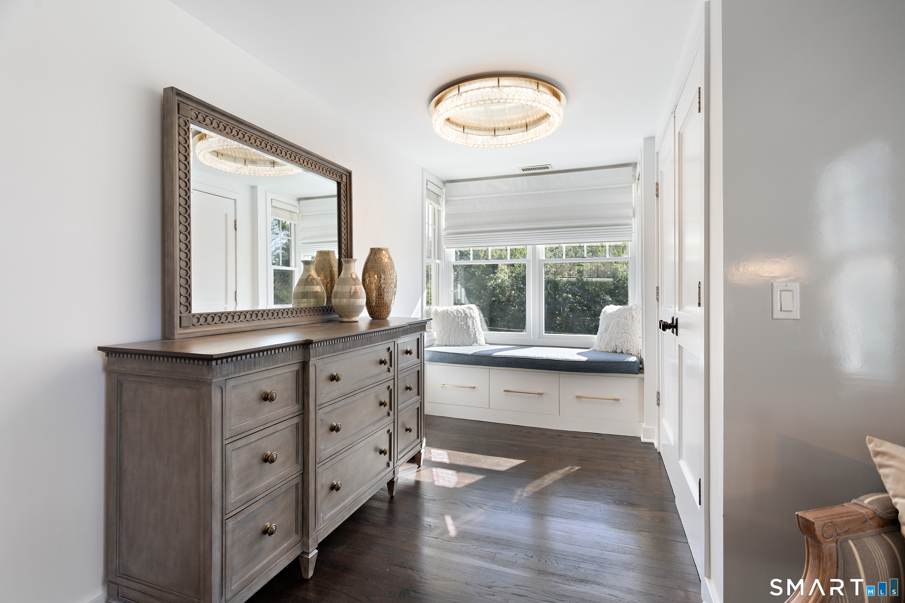316 Valley Road Greenwich, CT 06807 - Photo 16 of 35 Gallery Image 16