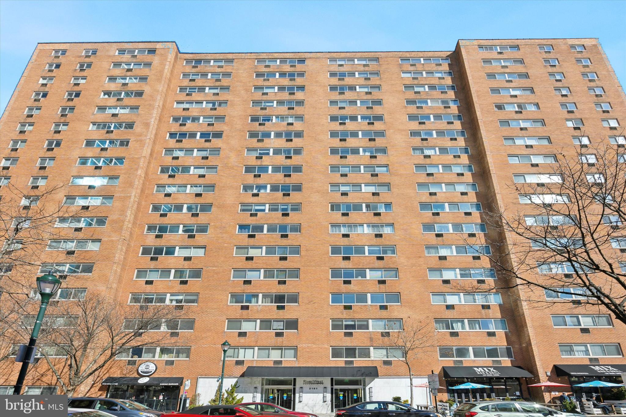 2101 Chestnut Street, Unit 710 Philadelphia, PA 19103 - Photo 2 of 24 Gallery Image 2