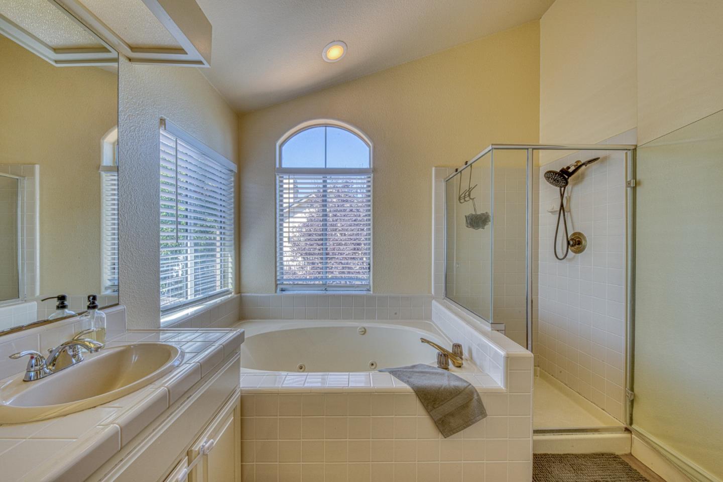 17677 River Run Road Salinas, CA 93908 - Photo 32 of 42 Gallery Image 32