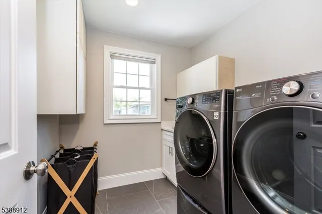 $1,899,000 | 16 Fernwood Road, Livingston, NJ 07039