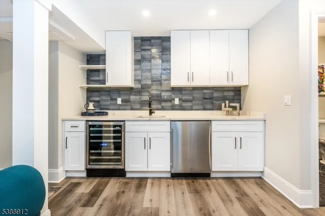 $1,899,000 | 16 Fernwood Road, Livingston, NJ 07039