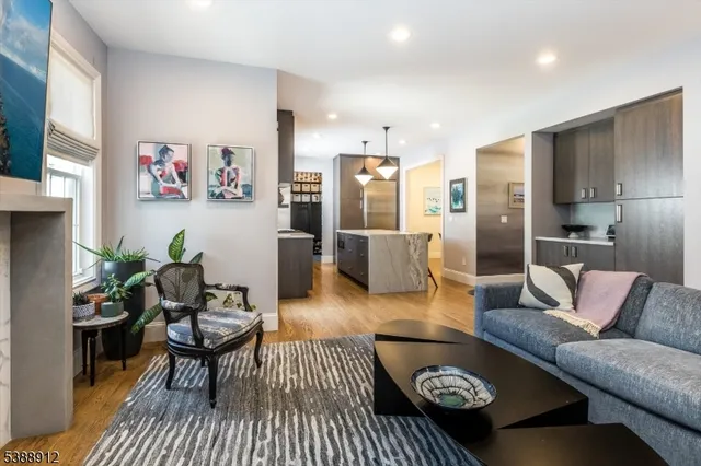 $1,899,000 | 16 Fernwood Road, Livingston, NJ 07039