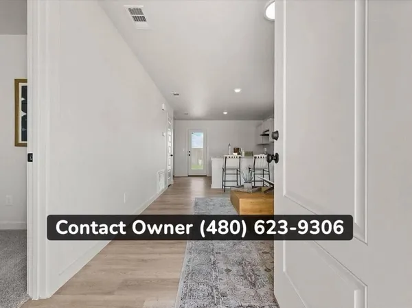 $1,100 | 709 Fresno, Plainview, TX 79072