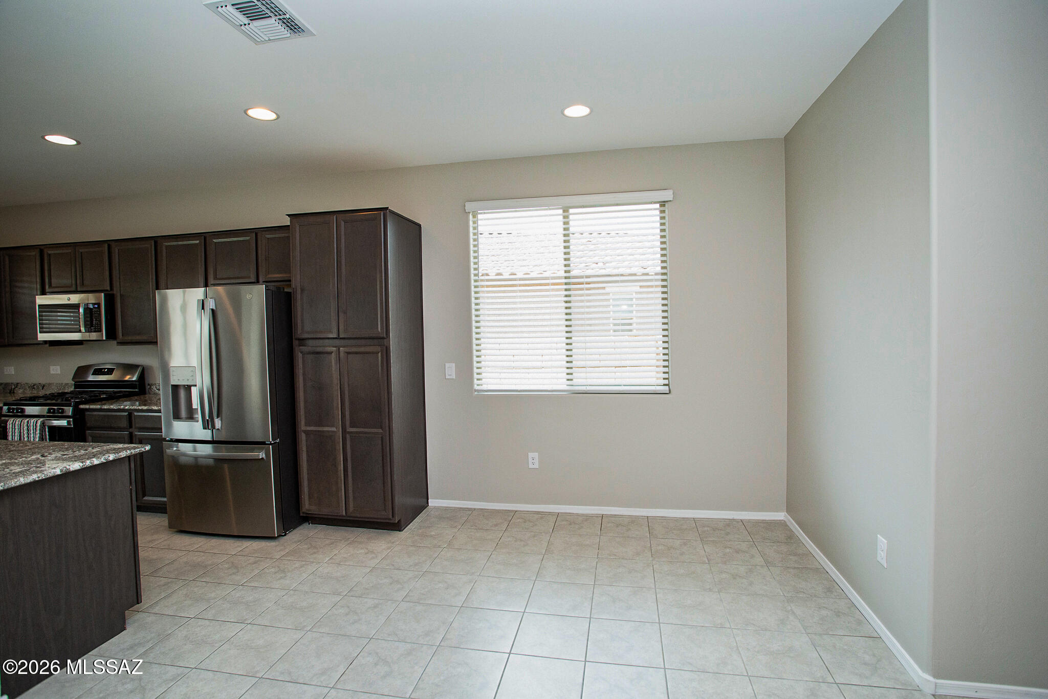12071 East Ryscott Circle Vail, AZ 85641 - Photo 3 of 37 Dining Area