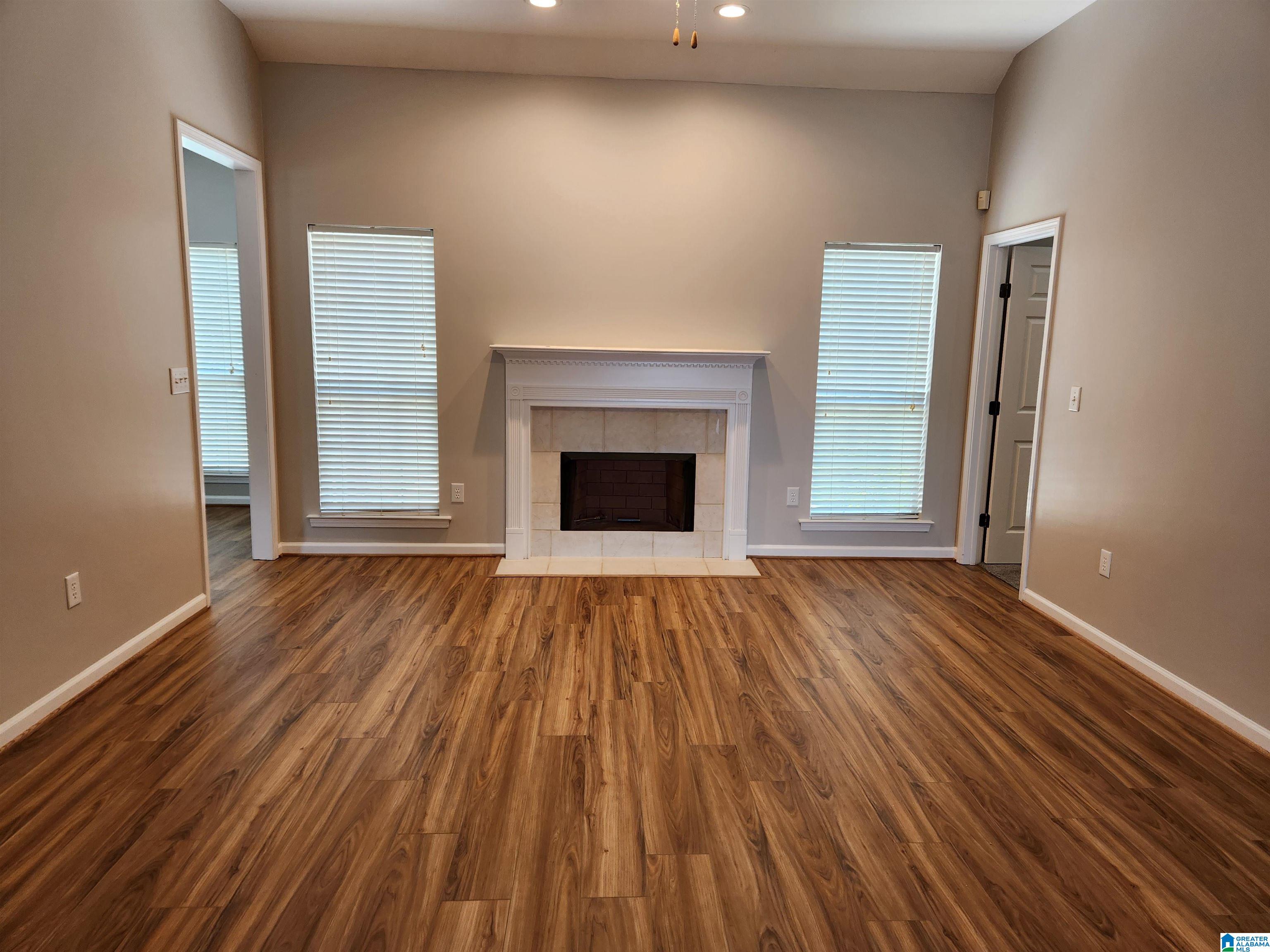 924 Daventry Trail Calera, AL 35040 - Photo 4 of 30