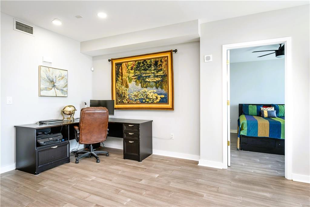 3338 Peachtree Road Northeast, Unit 2106 Atlanta, GA 30326 - Photo 8 of 34